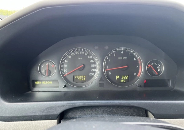 Volvo XC 70 cena 19900 przebieg: 250000, rok produkcji 2004 z Bogatynia małe 232